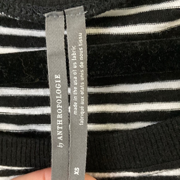 Classic Anthropologie black & white striped T-shirt XSmall - Picture 3 of 3